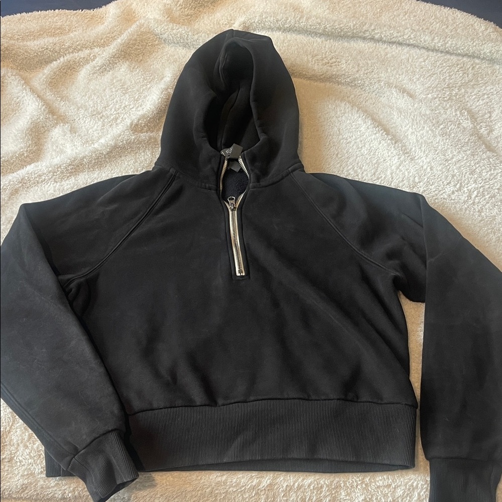 Vuori Black Half-Zip Sweatshirt